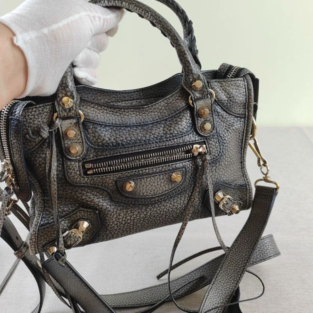 Balenciaga Women Pre-Loved Bag Very Good Condition - Picture 5 of 9